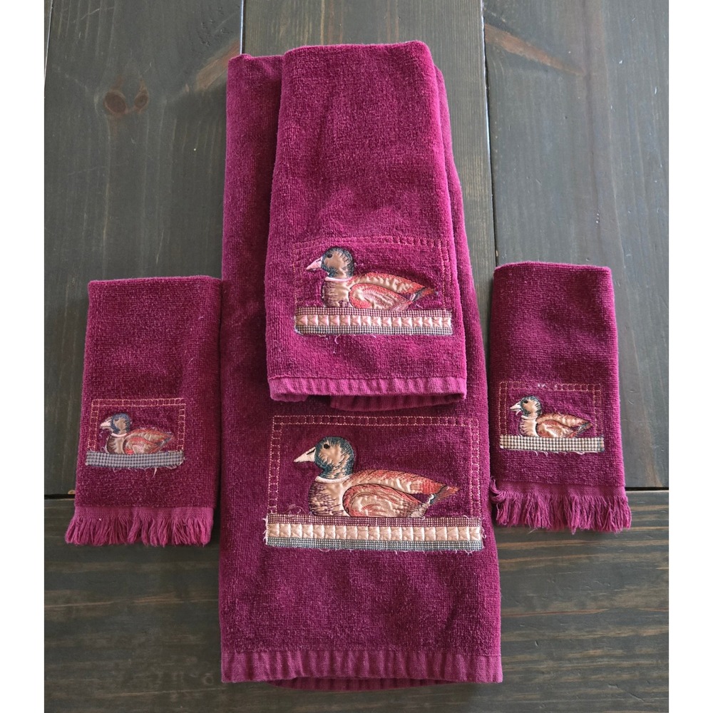 Saturday Knight Duck Towel Set Burgundy Rustic Lodge Bath Hand Washcloth Vintage